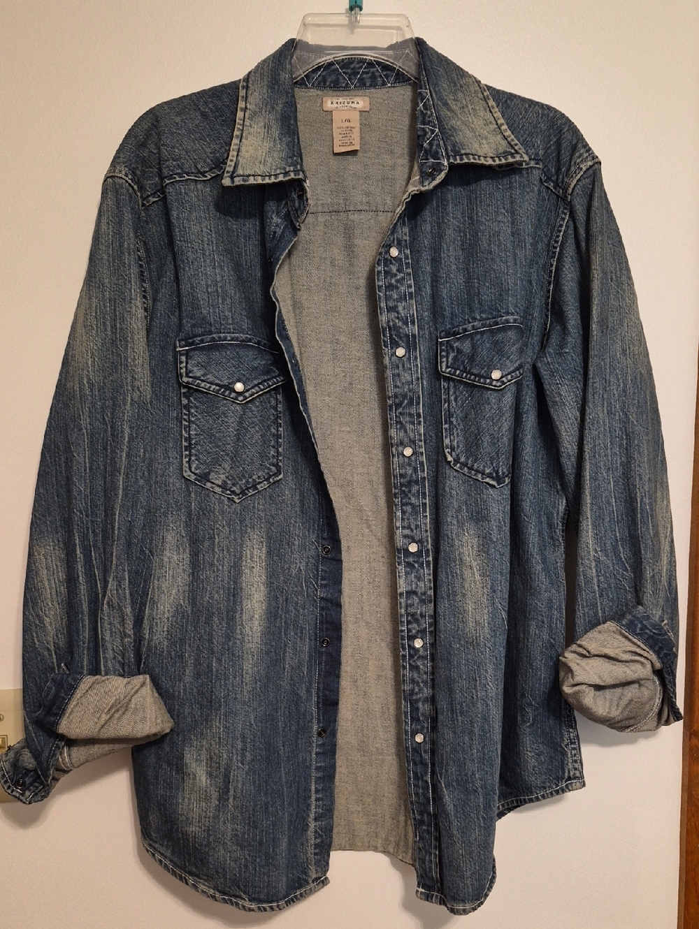 NWOT Arizona Jean Co. Womens  Distressed Blue Denim Shirt Jacket SZ L